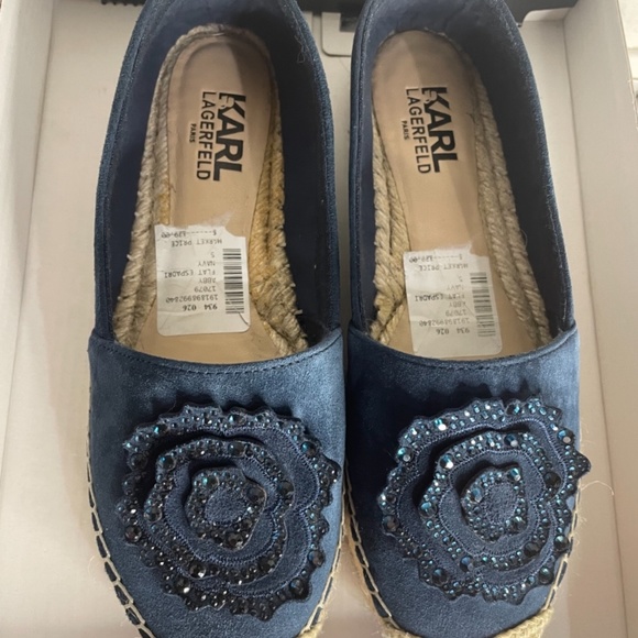 Shoes - Picture 3 of 4